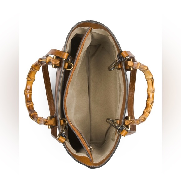 ❤️NWT-PRATESI, Made In Italy Genuine Leather 3 Compartment Bamboo Handle Tote❤️ - Picture 2 of 16